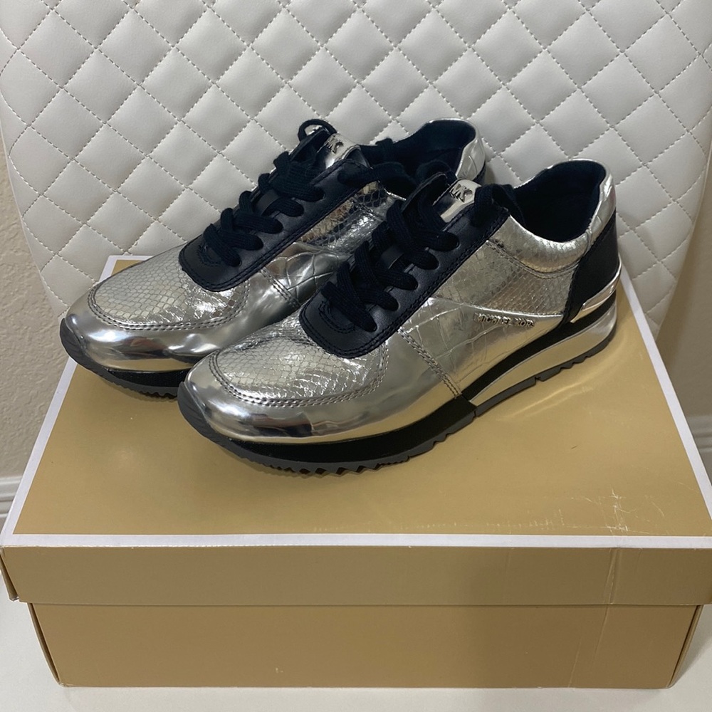 Metallic Michael Kors Snickers 6.5 M